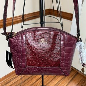New Directions Crossbody/ Shoulder bag. Burgundy Embossed Man-made